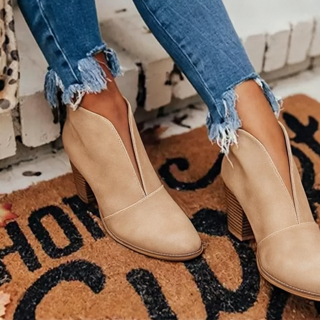 Elegance V-Ankle Boots