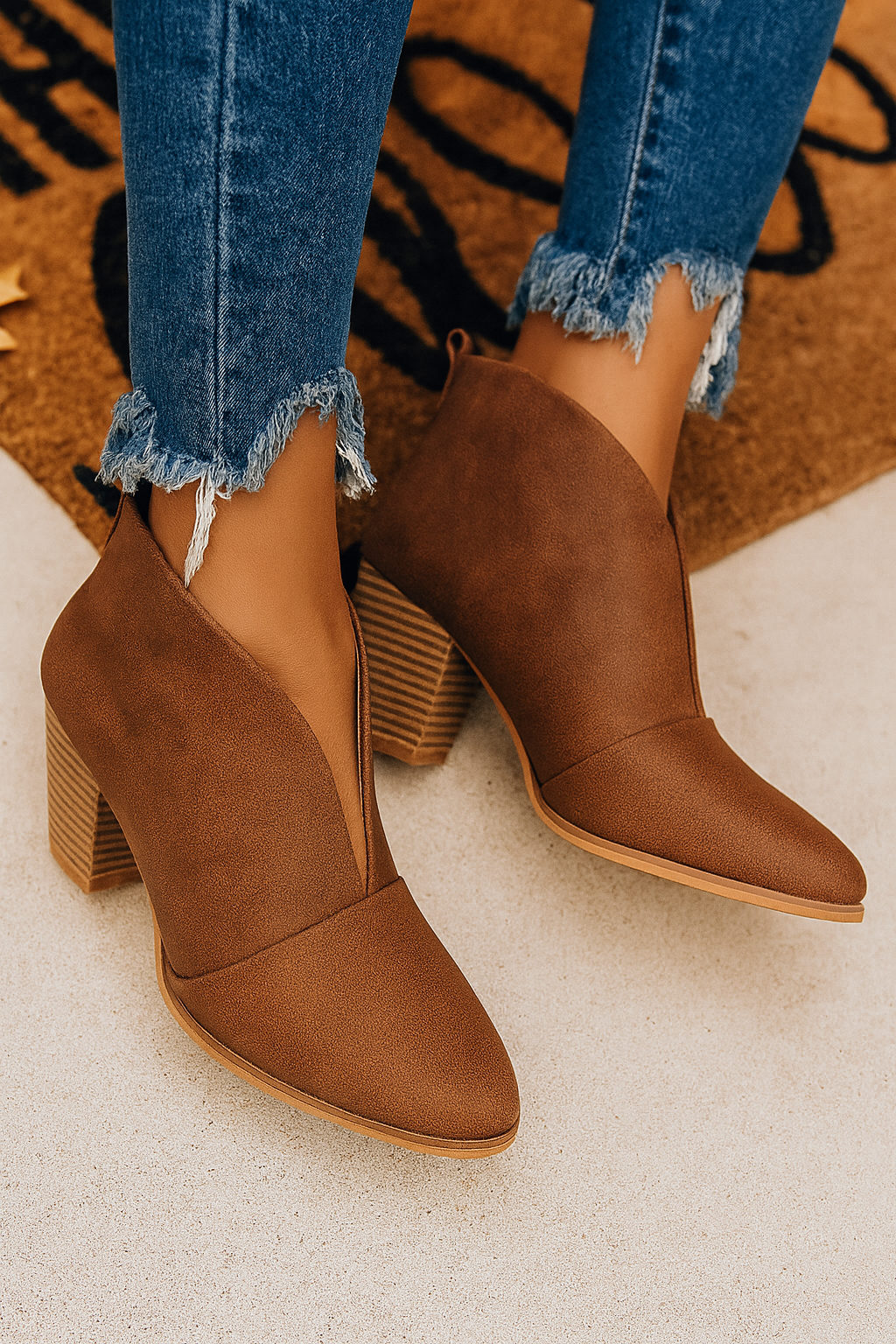 Elegance V-Ankle Boots