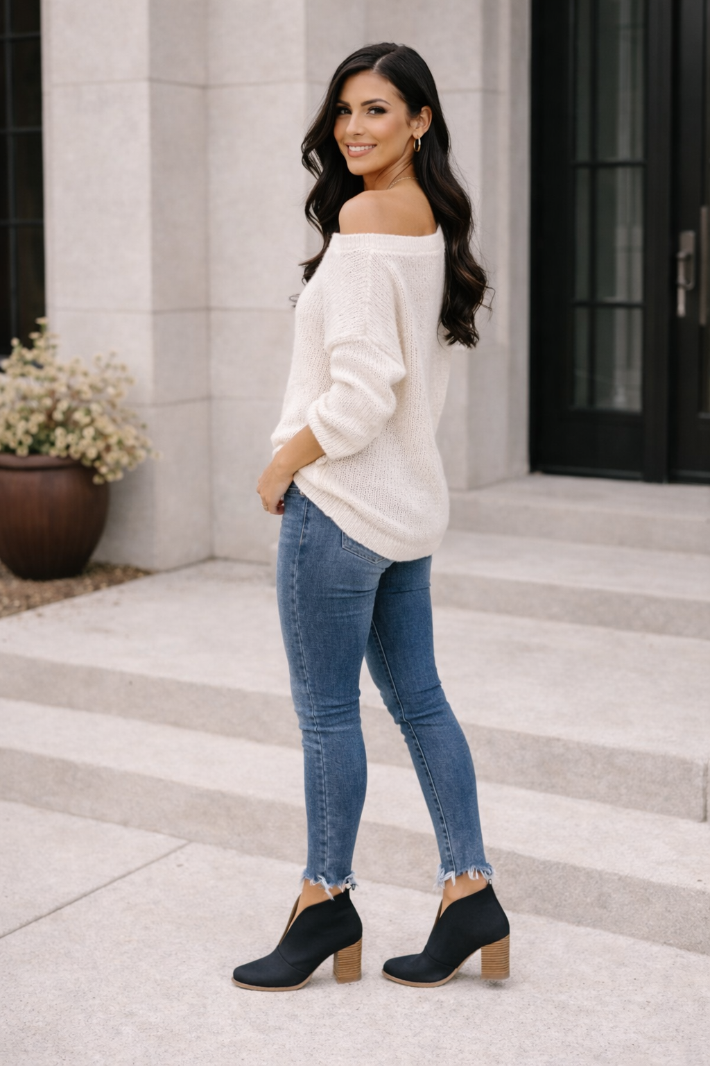 Elegante V-Ausschnitt-Stiefeletten